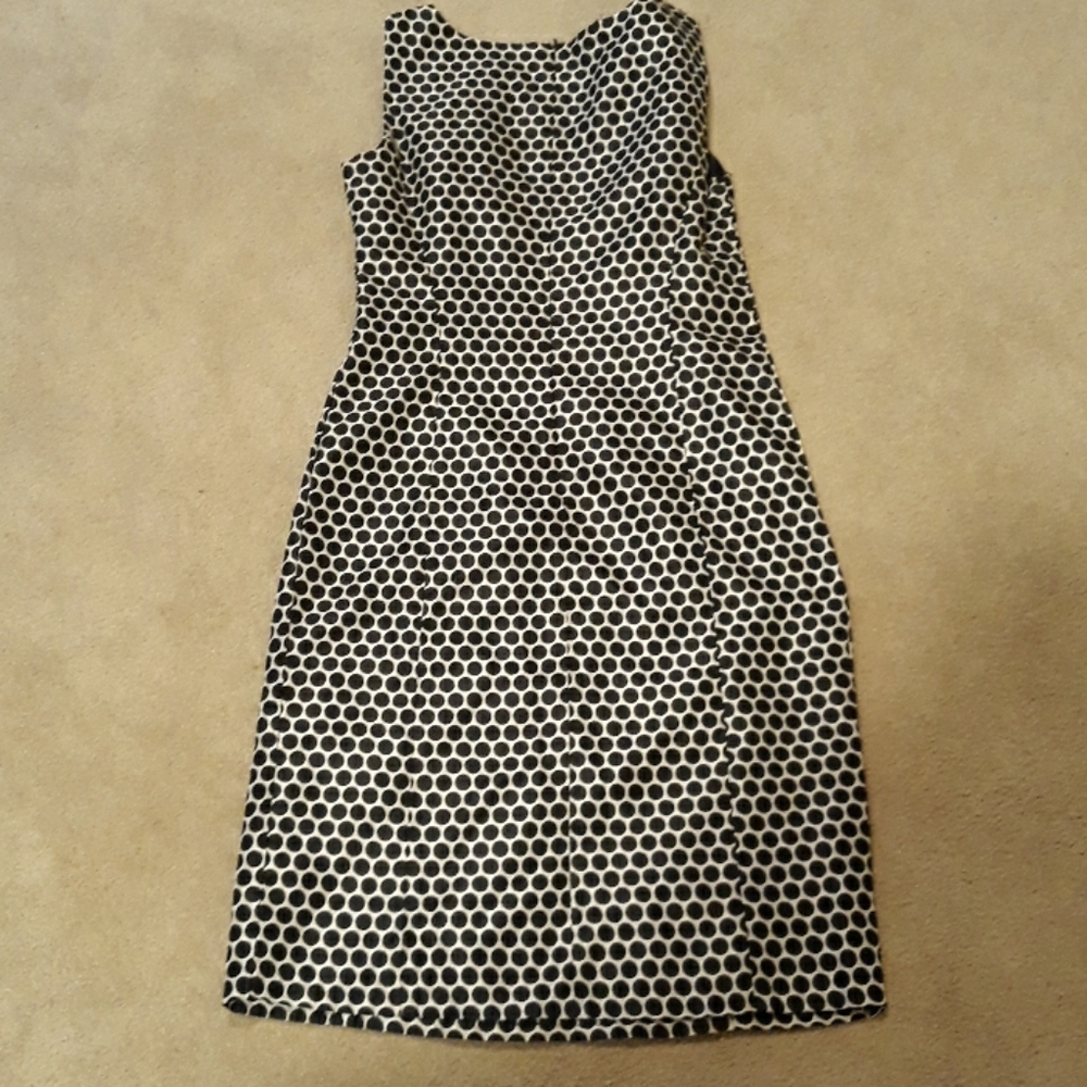 BLACK & WHITE DRESS - Picture 3 of 3